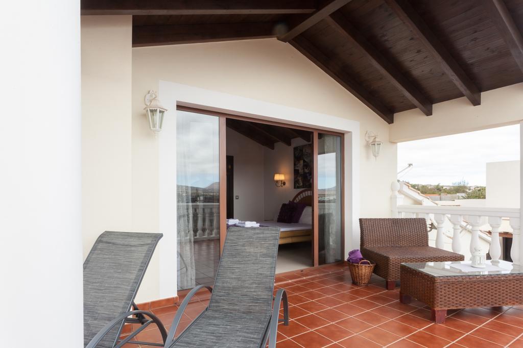 The Fit Retreat Hotel Lajares Exterior photo